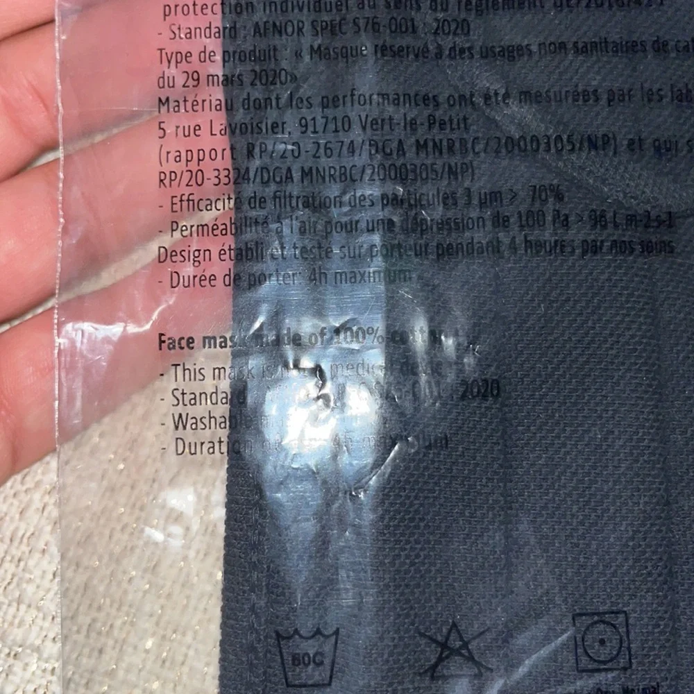 Lacoste Face mask NWT